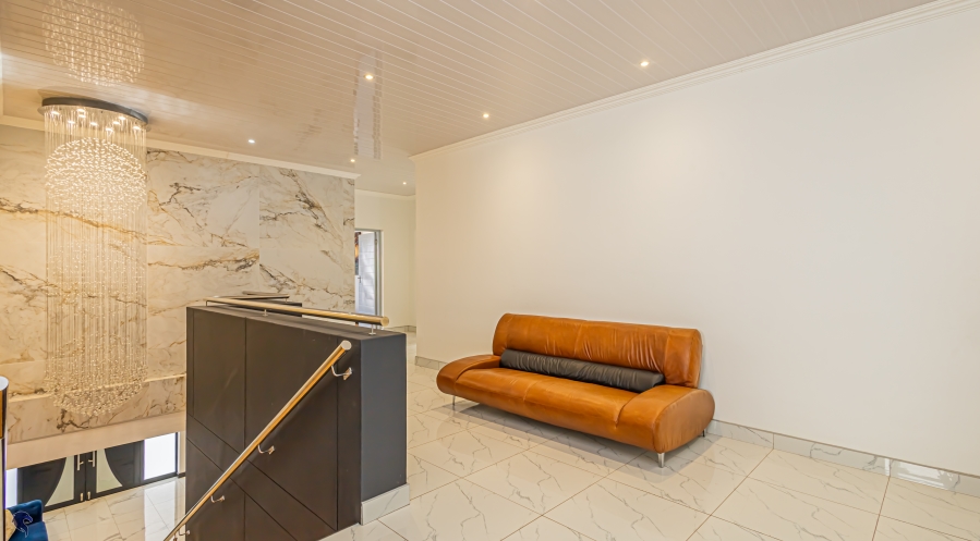5 Bedroom Property for Sale in Calypso Beach Western Cape